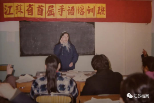 3 助殘扶貧 小康路上一個不落874.png